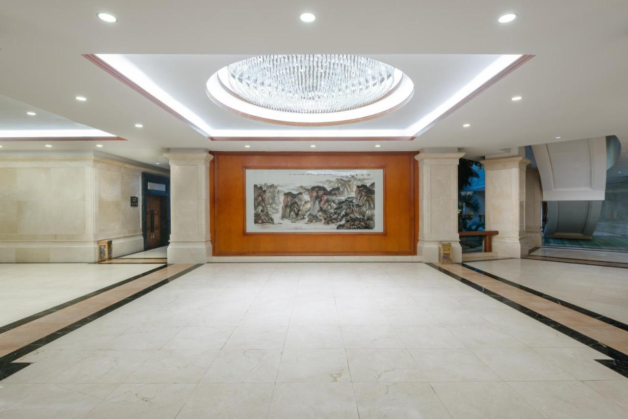 Crowne Plaza Zhanjiang Kang Yi, An Ihg Hotel Extérieur photo