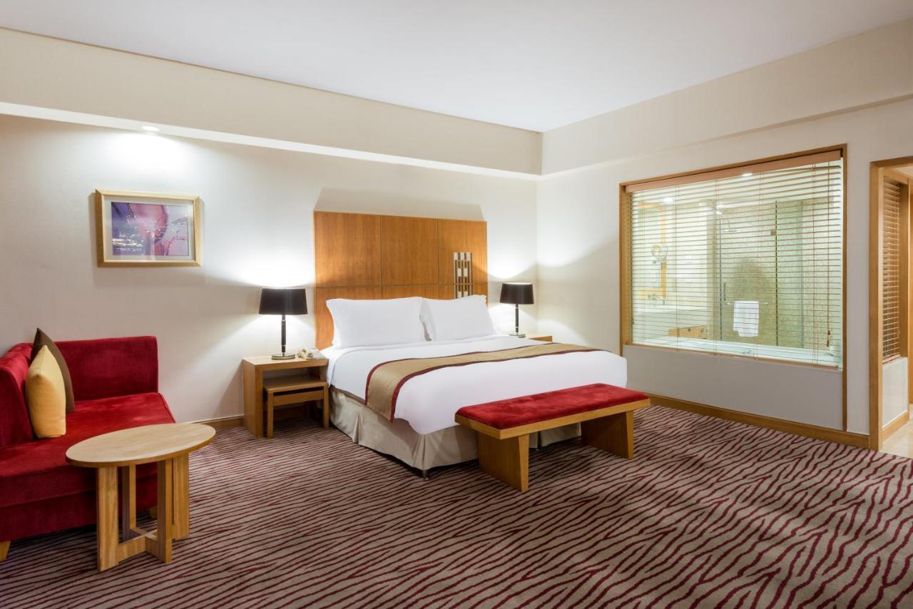 Crowne Plaza Zhanjiang Kang Yi, An Ihg Hotel Extérieur photo